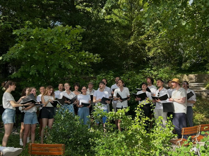Last sunday in our summer concert at @akizurich ☀️ Perfect way to close the season with a beautiful garden concert 🪻🌷🌻