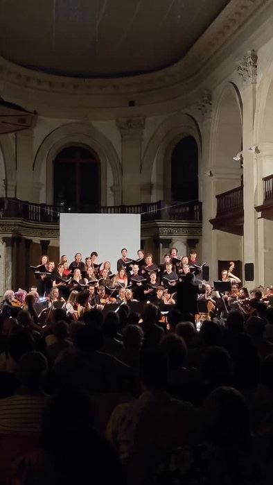 Cantique de Jean Racine 🎼 with @ensemble.arcovivo